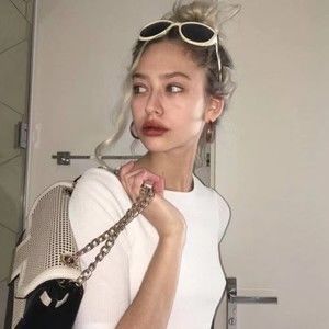 Meet your Posher, Kyelerkris